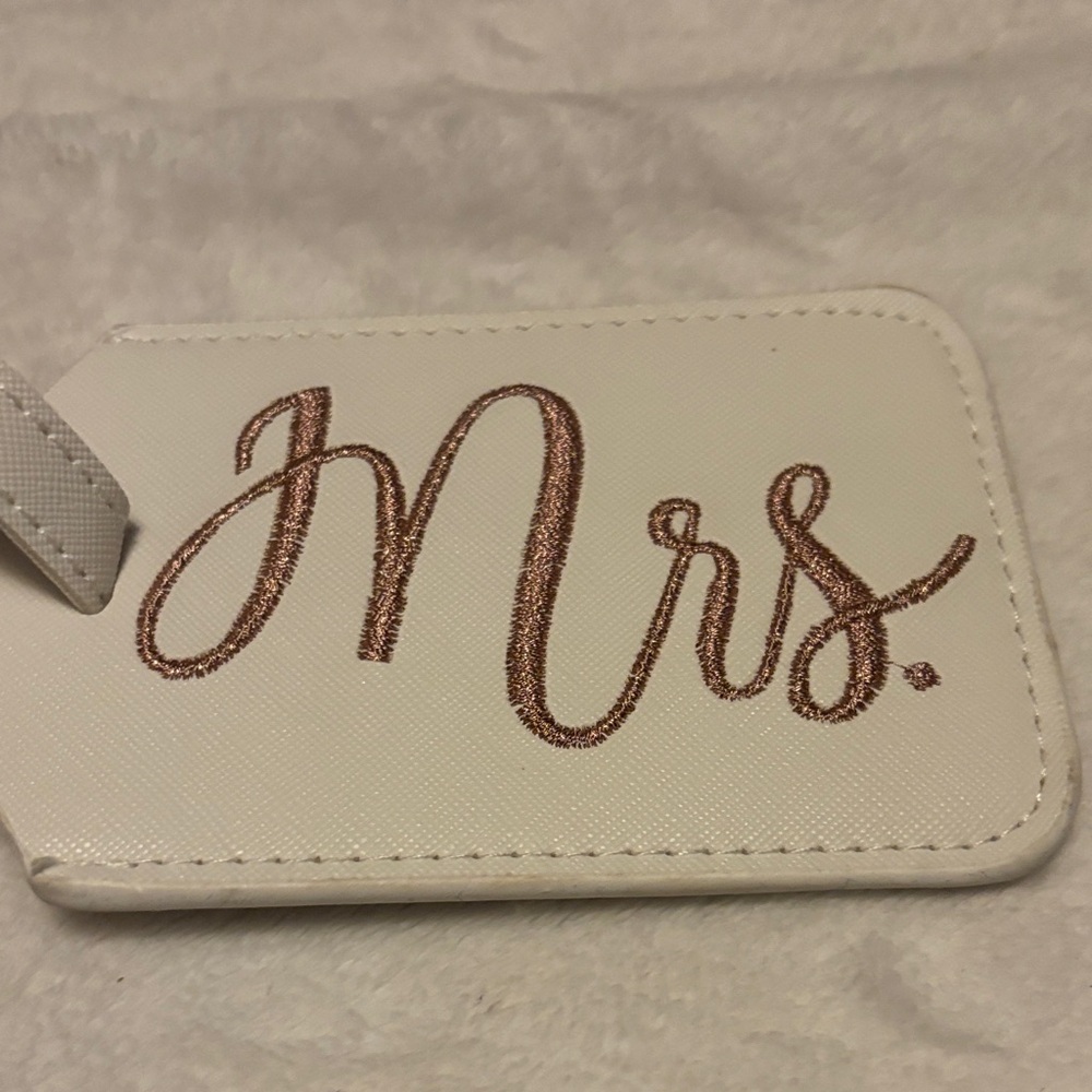 Luggage Tags Mr. and Mrs. - Gray and Cream NWT - Picture 2 of 7